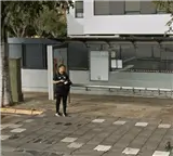 Marquesina publicitaria en la avenida de Casalduch, junto a un colegio de formación profesional, Castellón